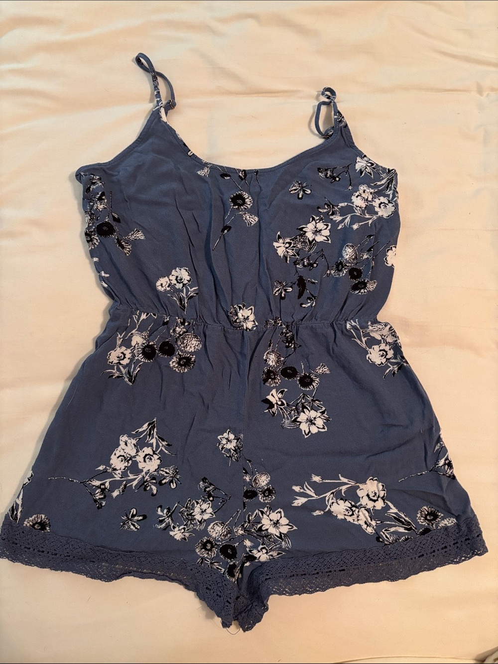Kendall & Kylie Blue Floral Lace-Trim Romper